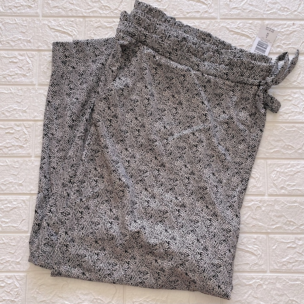 Herringbone print pants